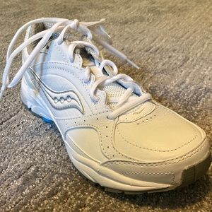 Saucony Progrid Integrity walking sneakers